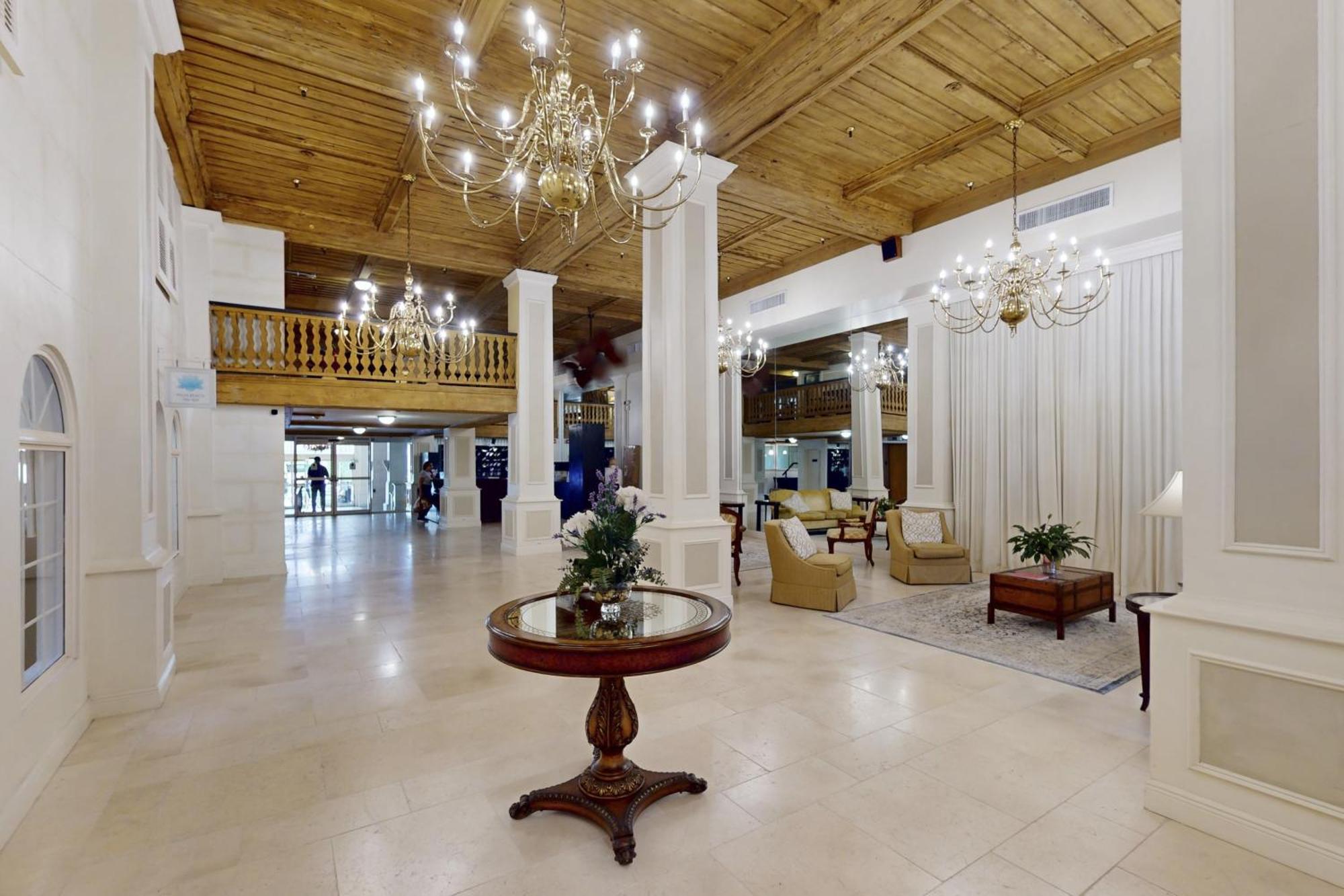 Palm Beach Hotel & Sunrise Cottage Kültér fotó